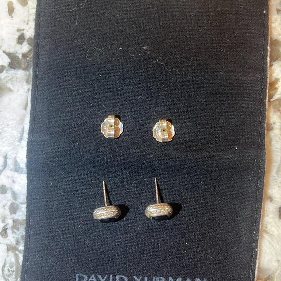 David Yurman Petite Albion Stud Earrings - Picture 3 of 12